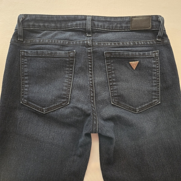 Women's Guess Skinny Jean - Size 27 - Picture 3 of 7